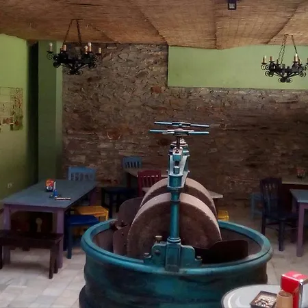 圣克鲁斯酒店 * 里瓦德奥